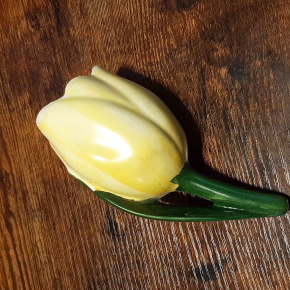 Porcelain Tulip Snowdrop Bell Flower Vintage 5 1/8" Hand Painted - Picture 3 of 9